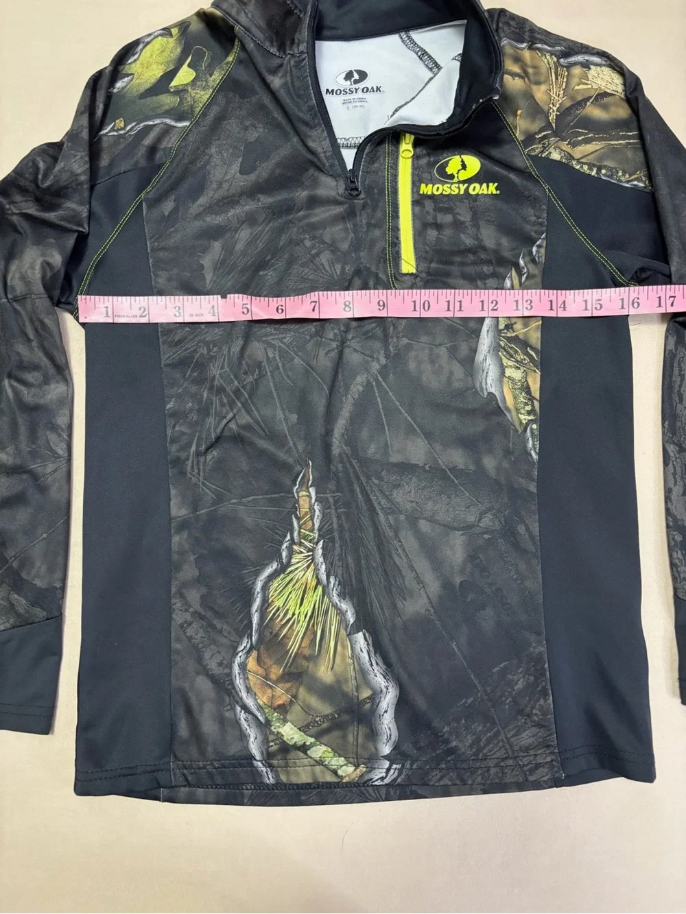 Mossy Oak Boys Black Camo Quarter-Zip Hoodie with Neon Yellow Accent Size Large